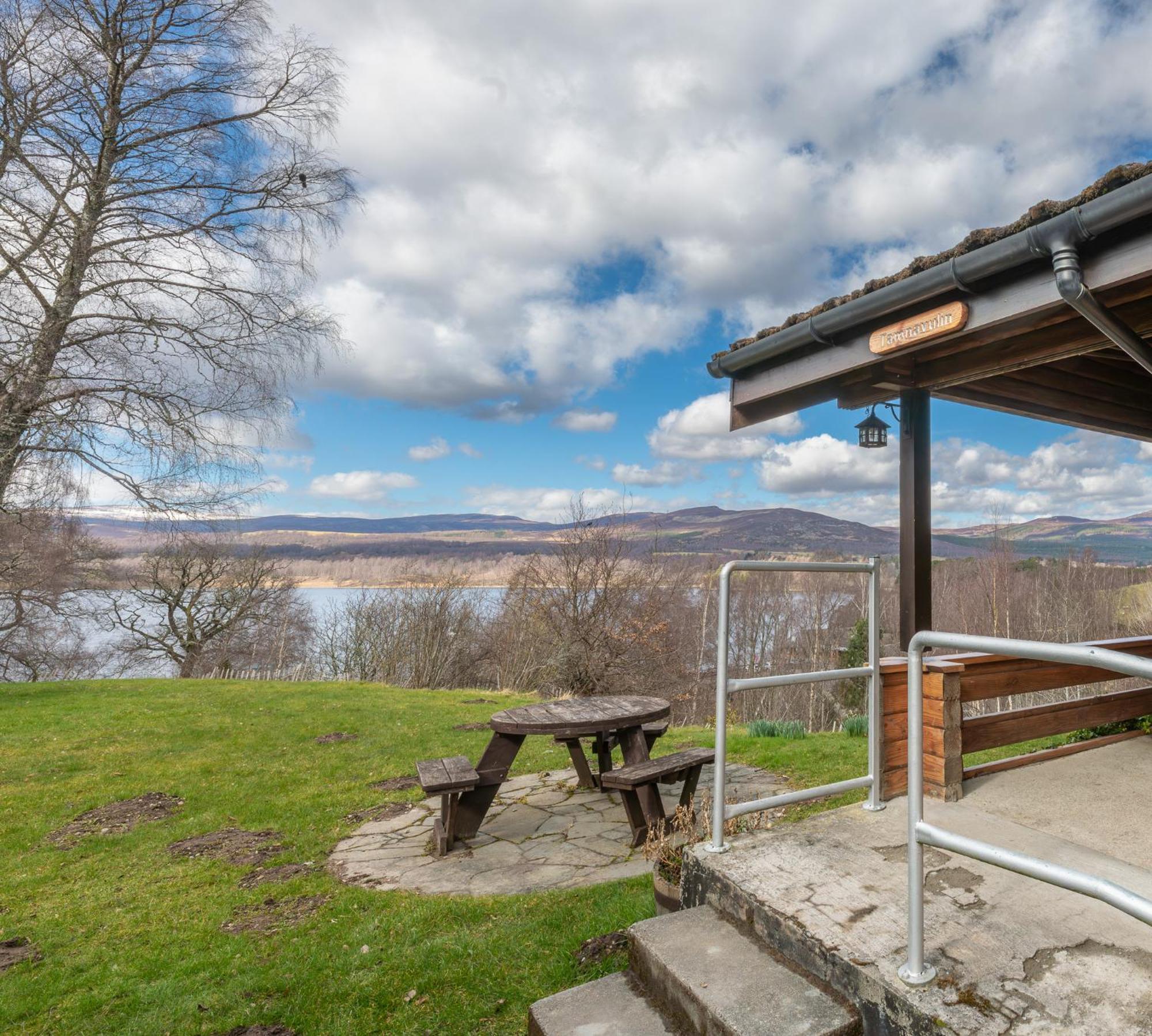 Loch Insh Chalets Ltd Kincraig Exterior foto